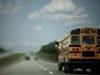 Advierten a los estudiantes que los bajarán de la guagua escolar si siguen fumando